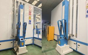 Reciprocating numerical control spray painting machine