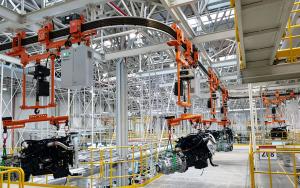 Self-Propelled Hoist Conveyor E-Coating Line